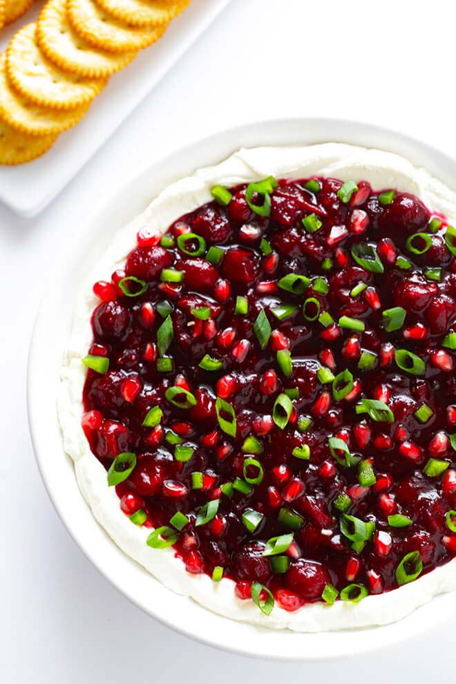 Very Merry Cranberry Cream Cheese Dip #Christmas #dips #decorhomeideas