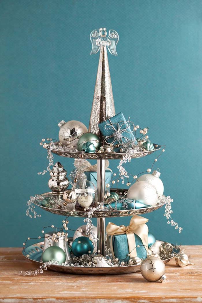 Vintage Silver Dessert Stand With Angel Topper And Heirloom Ornaments #Christmas #cakestand #decorhomeideas