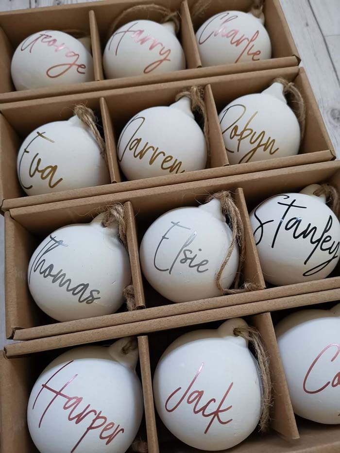 White Frosted Personalised Baubles With Jute Cording #Christmas #personalizedbaubles #baubles #decorhomeideas