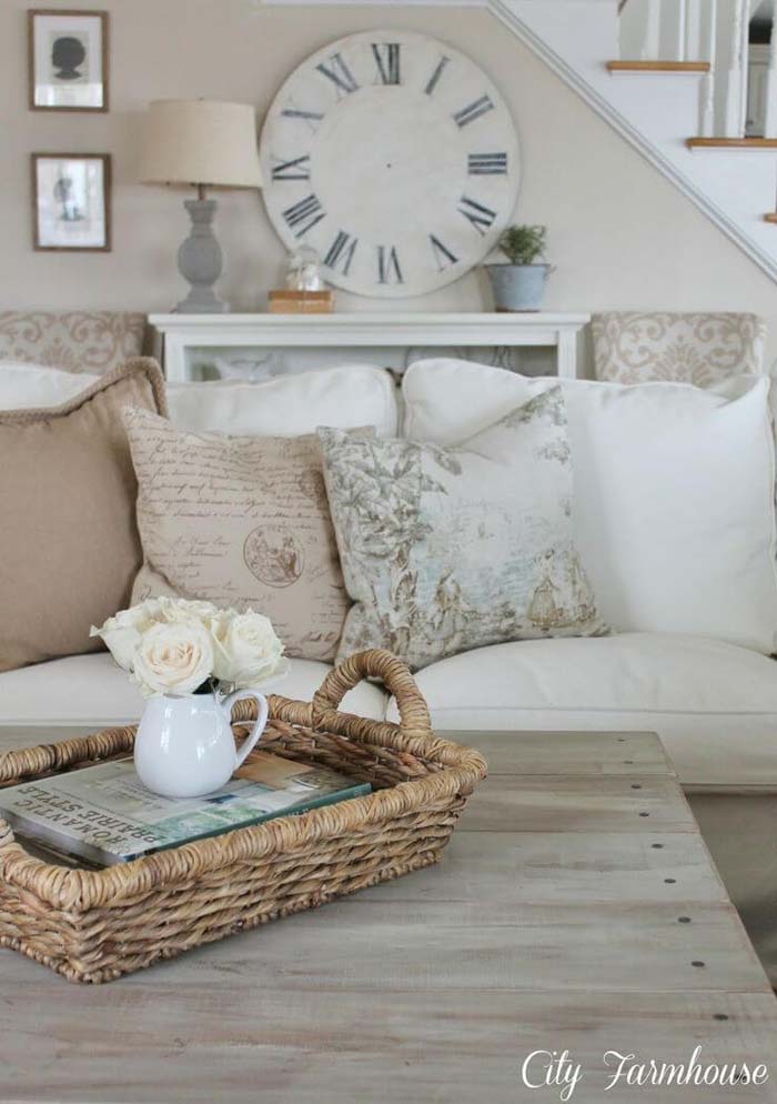 White Linen Couch and Barnwood Coffee Table #frenchcountry #decor #decorhomeideas