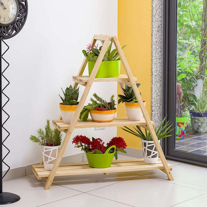 Wooden Flower Pot Stand #ladderplanter #decorhomeideas