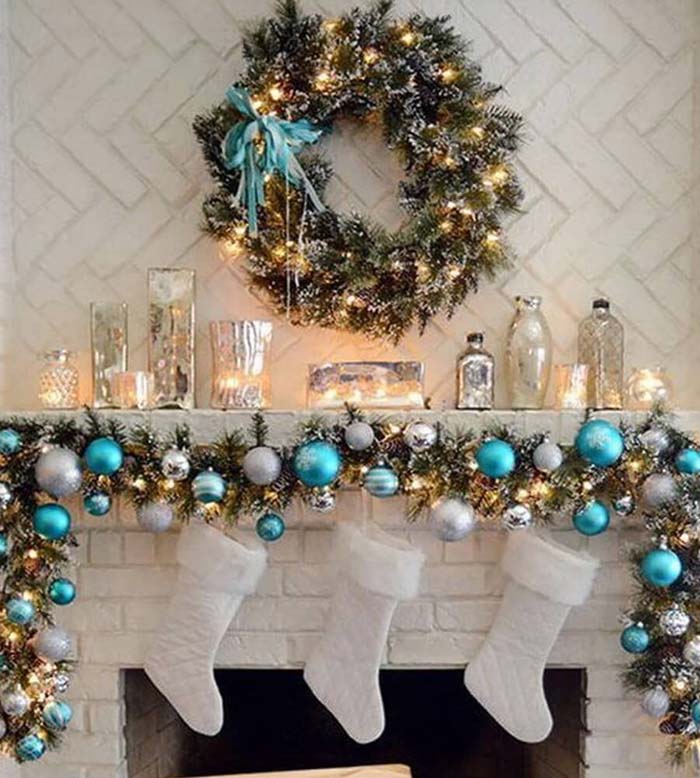 A Classic Blue and Silver Palette #Christmas #mantel #decorhomeideas