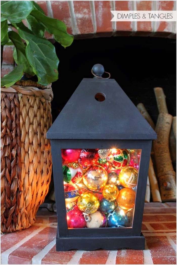 A Lantern of Delight #Christmas #indoordecorations #decorhomeideas