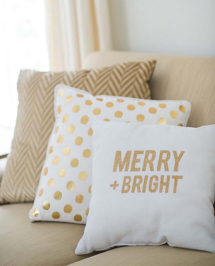 Christmas Pillows #Christmas #indoordecorations #decorhomeideas