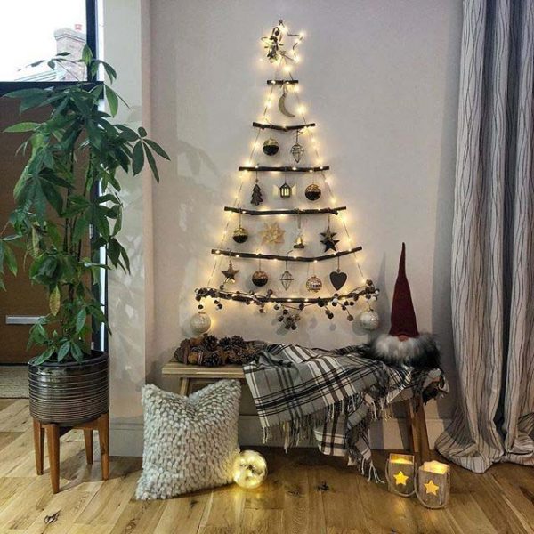 28 Best Non-Traditional Christmas Tree Ideas For 2025 | Decor Home Ideas