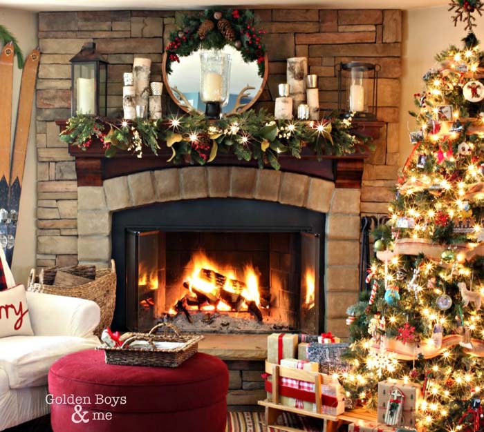 Decorate Your Christmas Mantel with Natural Birch Pillars #Christmas #mantel #decorhomeideas