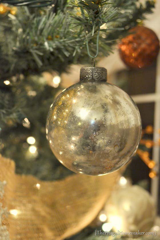 DIY Mercury Glass Ornaments #Christmas #cheap #elegant #decorhomeideas