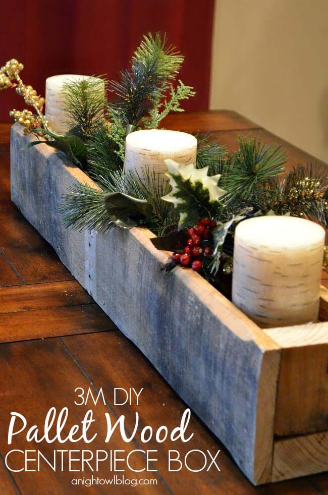 DIY Pallet Wood Centerpiece Box Idea #Christmas #crafts #decorations #decorhomeideas