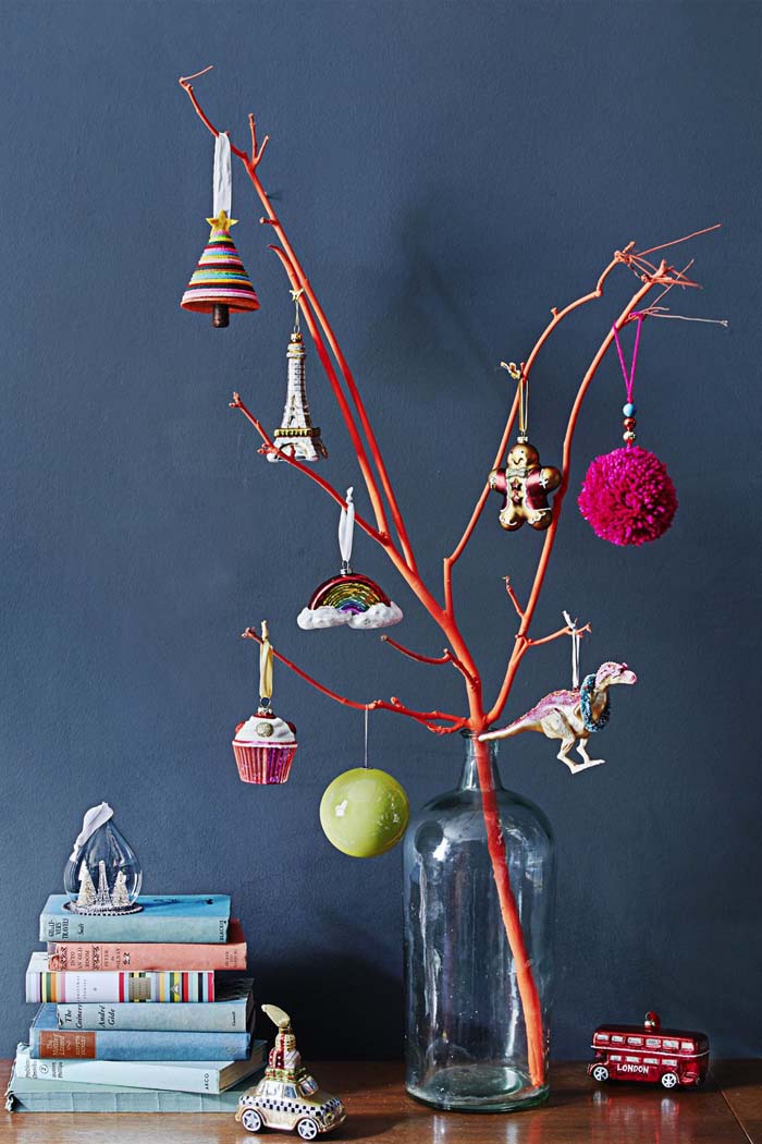 Dress Up a Twig Tree #Christmas #stylish #decorhomeideas