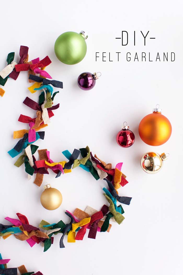 Fun Felt #Christmas #DIY #garland #decorhomeideas