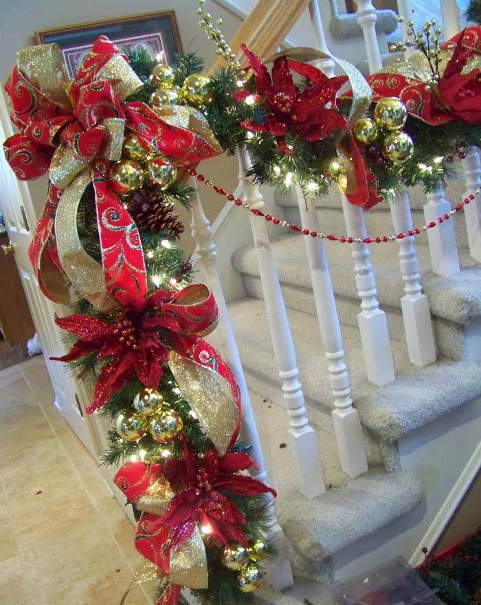 Golden Holiday #Christmas #DIY #garland #decorhomeideas