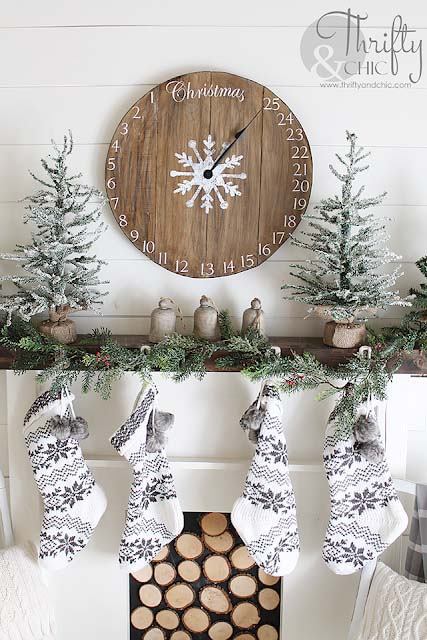 Keep Track of Time #Christmas #style #decorhomeideas