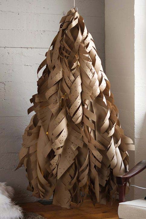 Kraft Paper Christmas Tree #Christmas #Christmastree #nontraditional #decorhomeideas