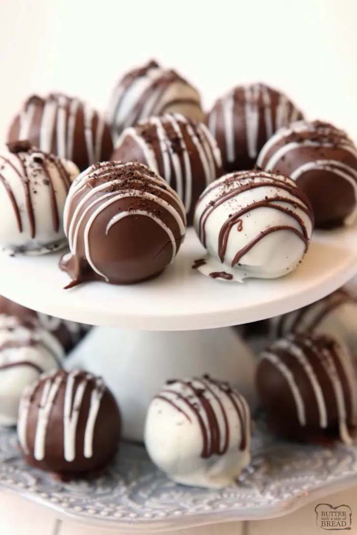 Oreo Truffles Balls #Christmas #treats #decorhomeideas