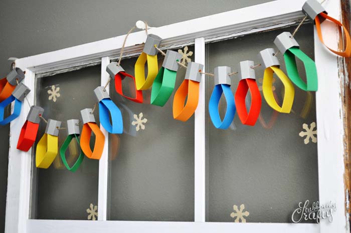 Paper Lights #Christmas #DIY #garland #decorhomeideas