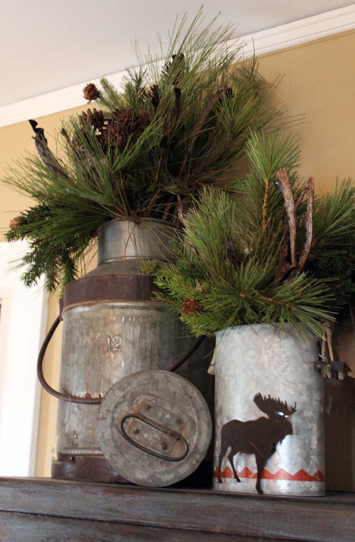 Pine Arrangement in a Milk Jug #Christmas #indoordecorations #decorhomeideas