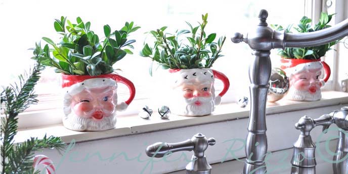 Plant With Santa #Christmas #style #decorhomeideas