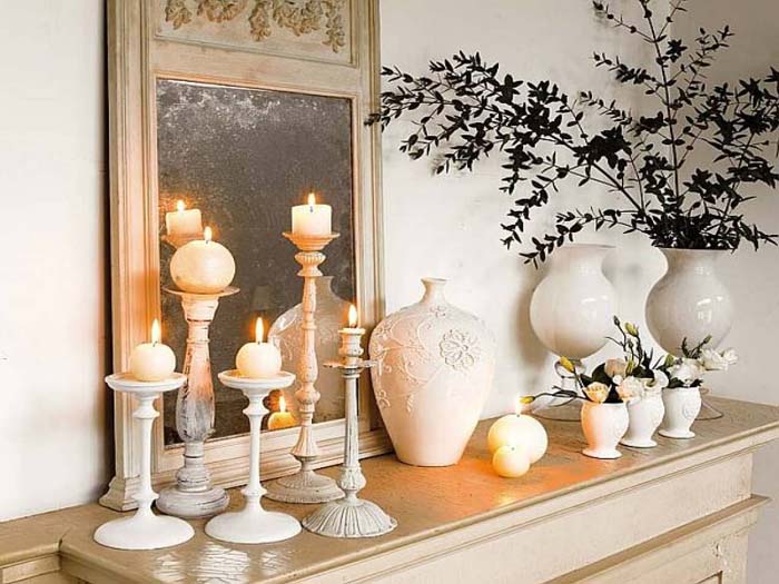 Simple Elegance with a Monochromatic Palette #Christmas #mantel #decorhomeideas