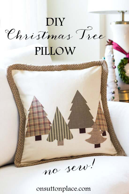 Simple No-Sew DIY Christmas Décor #Christmas #crafts #decorations #decorhomeideas