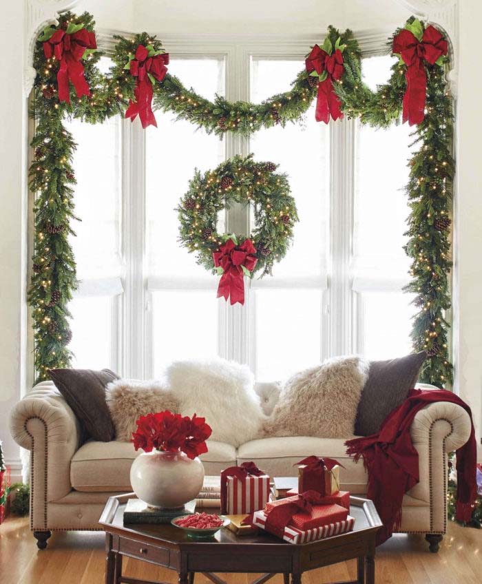 Simply Classic #Christmas #DIY #garland #decorhomeideas