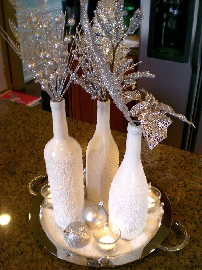 Snowy Bottles Christmas Display #Christmas #cheap #elegant #decorhomeideas