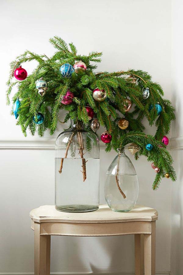 Spruce Up Boughs #Christmas #stylish #decorhomeideas