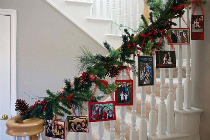 Stairway to the Holidays #Christmas #indoordecorations #decorhomeideas