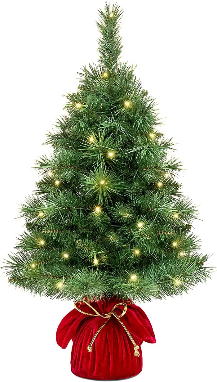 Tabletop Artificial Christmas Tree With LED Lights #Christmas #Christmastree #artificialtree #decorhomeideas