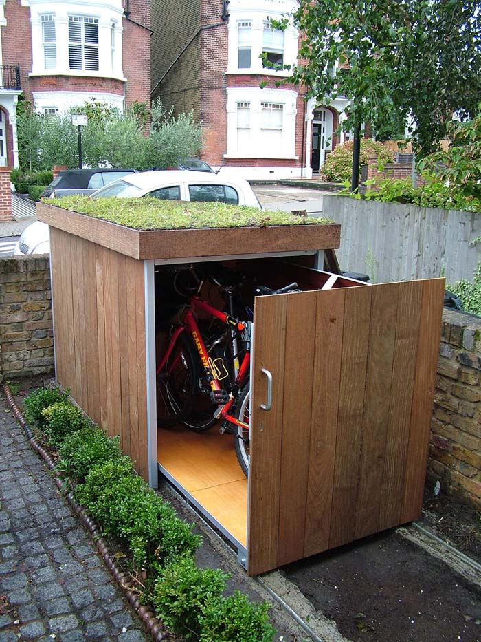 A Hideaway Storage Space for Smaller Objects #shed #garden #decorhomeideas