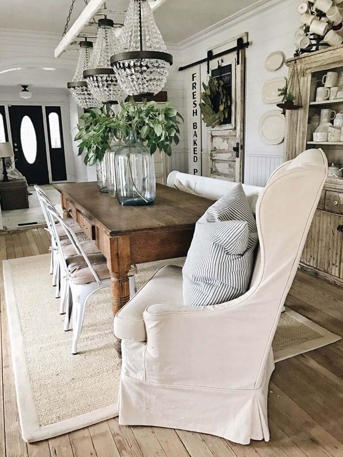 A Little Shabby but Mostly Chic #farmhouse #design #decorhomeideas