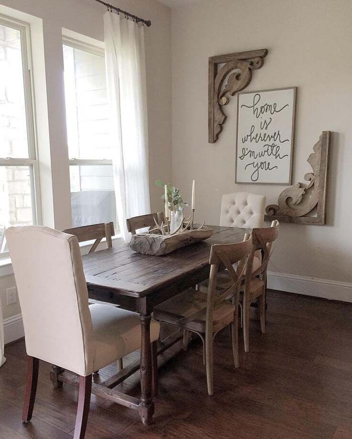 A Simple Design with Vintage-Inspired Accents #farmhouse #diningroom #decorhomeideas