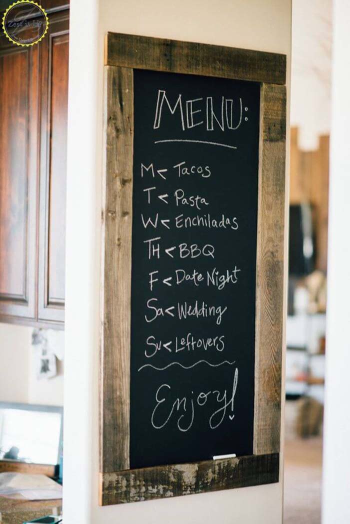 DIY Chalkboard Dinner Menu Project #walldecor #kitchen #decorhomeideas