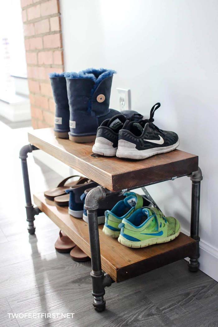 DIY Industrial Shoe Rack #rustic #storage #organization #decorhomeideas