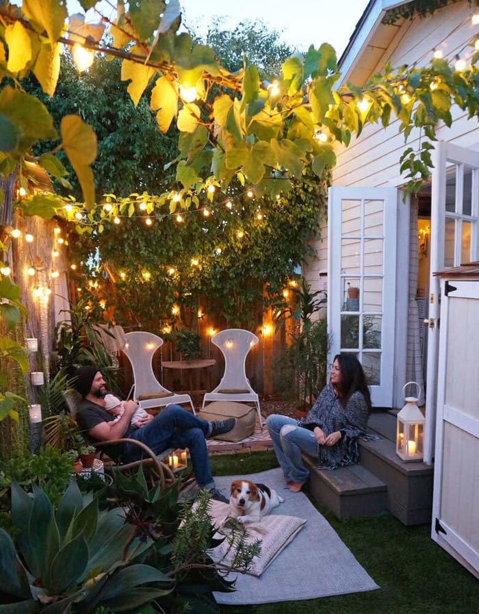 Don’t Forget Walls When Considering Outdoor Lighting #lighting #yard #outdoor #decorhomeideas