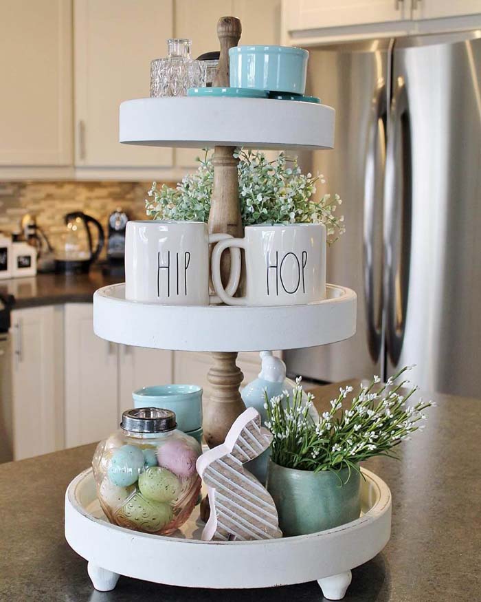 Easter Themed Mugs with Baby’s Breath #farmhouse #springdecor #decorhomeideas