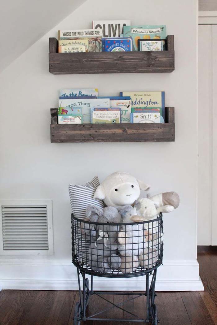 Easy DIY Wooden Book Holders #rustic #storage #organization #decorhomeideas