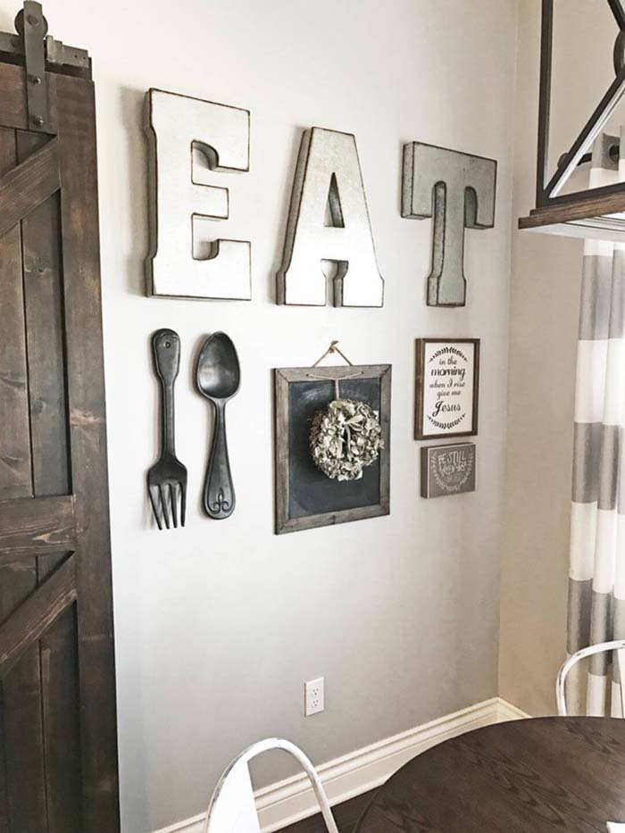 Farmhouse Kitchen Gallery Wall Inspiration #walldecor #kitchen #decorhomeideas