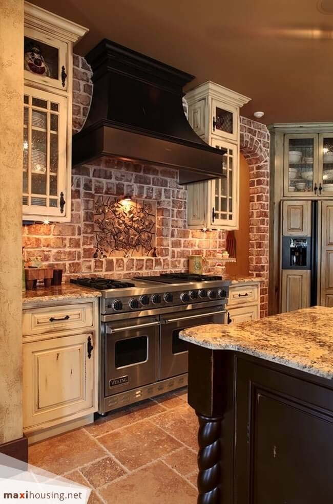 Forest Retreat Rustic Earth-Toned Kitchen #rustic #kitchencabinet #decorhomeideas