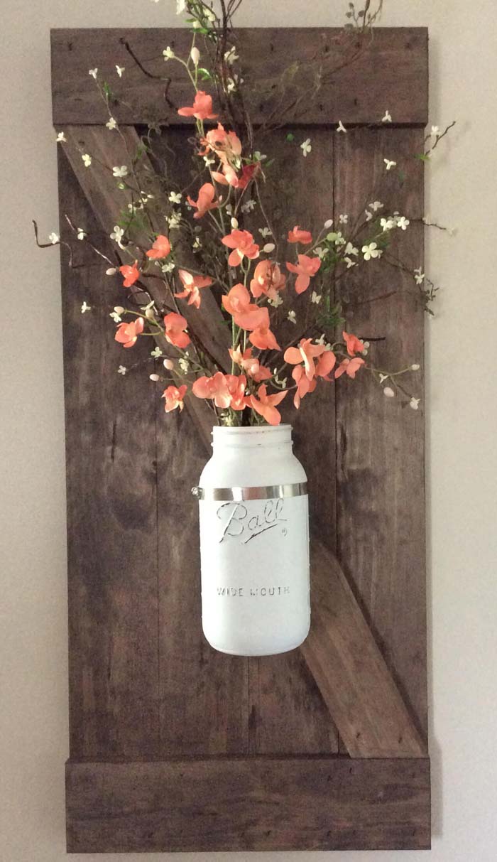Gorgeous Painted Mason Jar Flower Decor #masonjarlights #masonjar #decorhomeideas