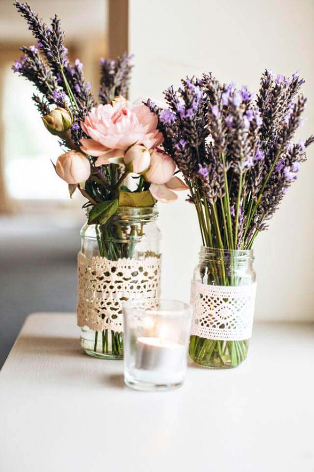 Mason Jar and Lace Flower Arrangements #farmhouse #springdecor #decorhomeideas