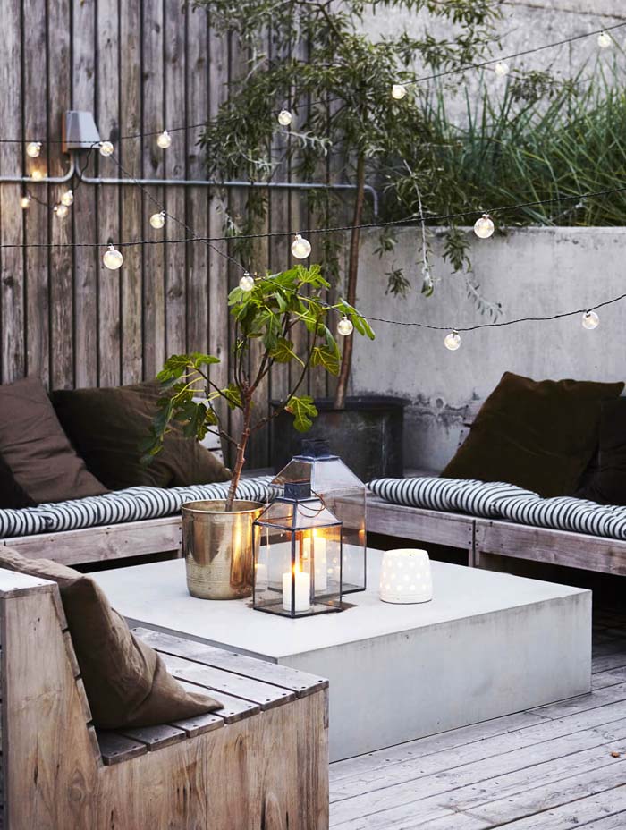 Mix up Lighting Sources for an Interesting Variety #lighting #yard #outdoor #decorhomeideas