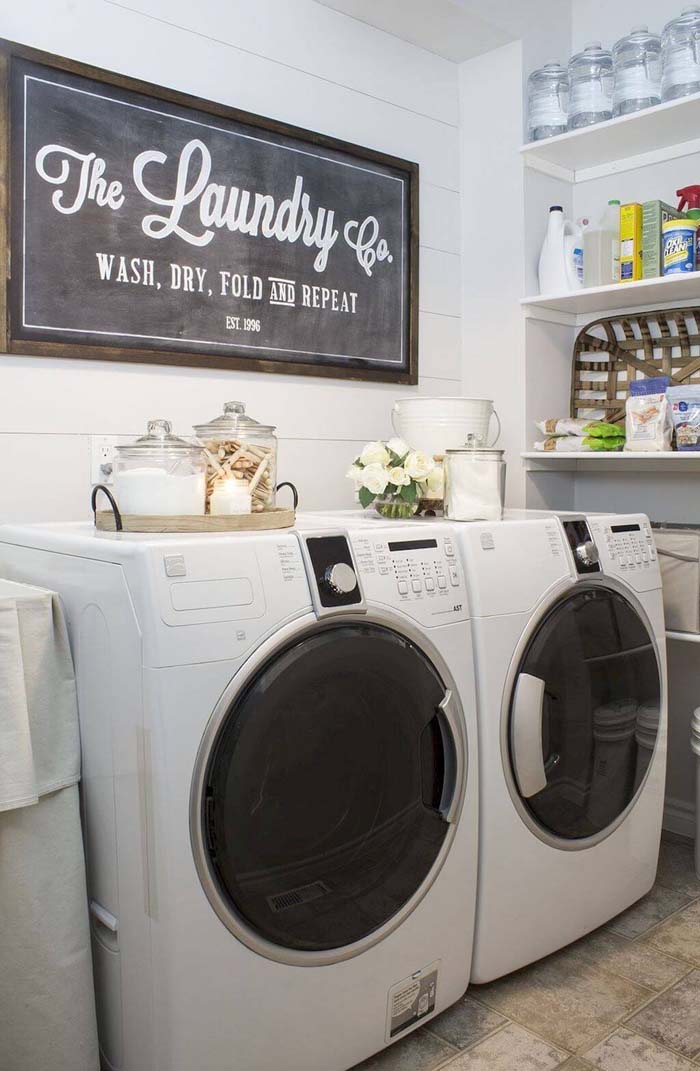 Painted Chalkboard Sign over the Washer #masonjarlights #masonjar #decorhomeideas