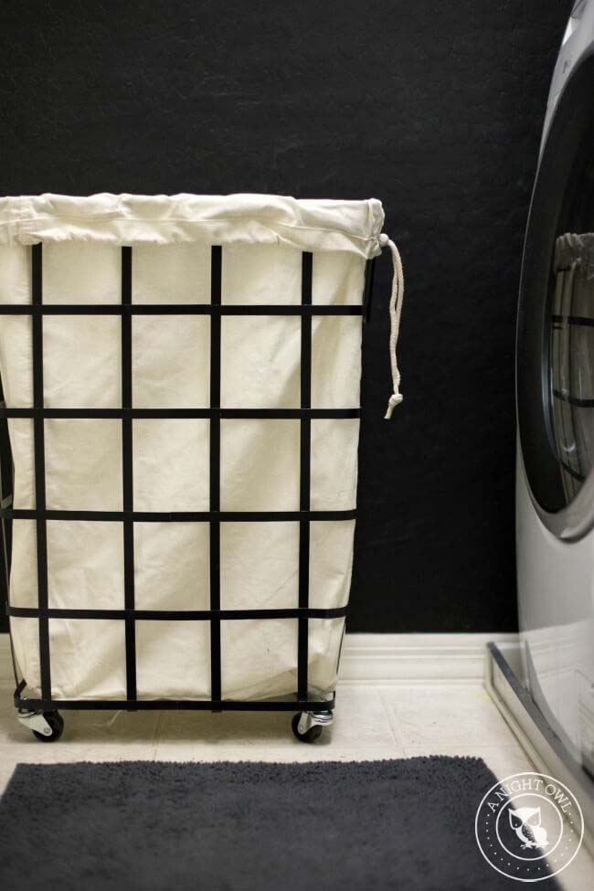 Retro Laundry Mat Style Laundry Cart #masonjarlights #masonjar #decorhomeideas