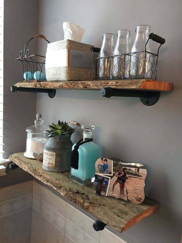 Rustic Wooden Shelves Made from Upcycled Wood #rustic #storage #organization #decorhomeideas