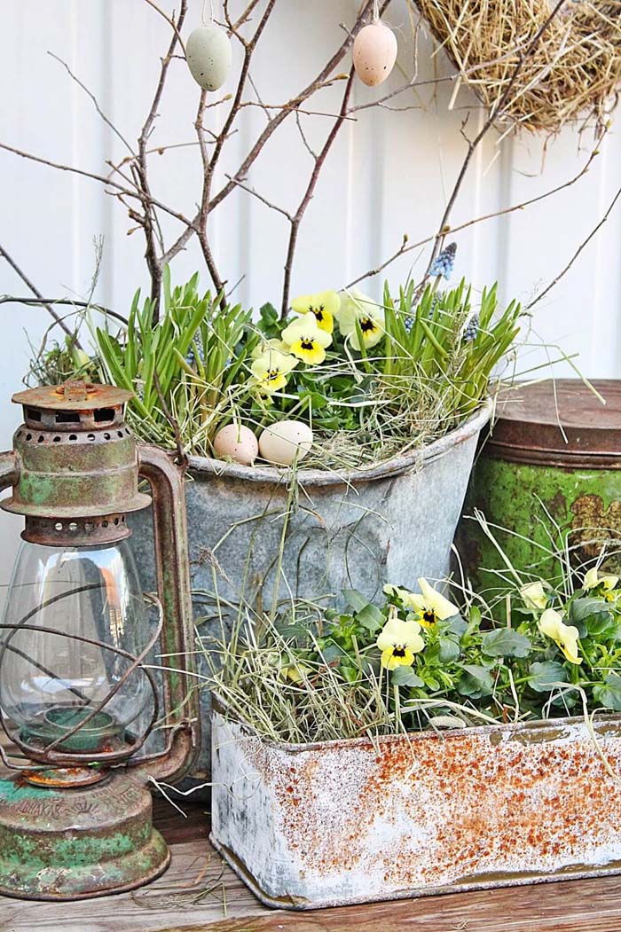 Shabby Chic Easter or Spring Planters #spring #frontporch #decor #decorhomeideas