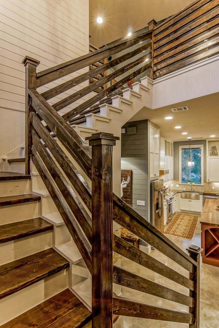 Split Rail Fence Stairway Idea #farmhouse #design #decorhomeideas