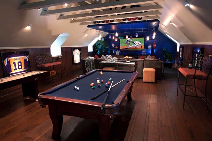 Sports Room Sophistication #mancave #decorhomeideas