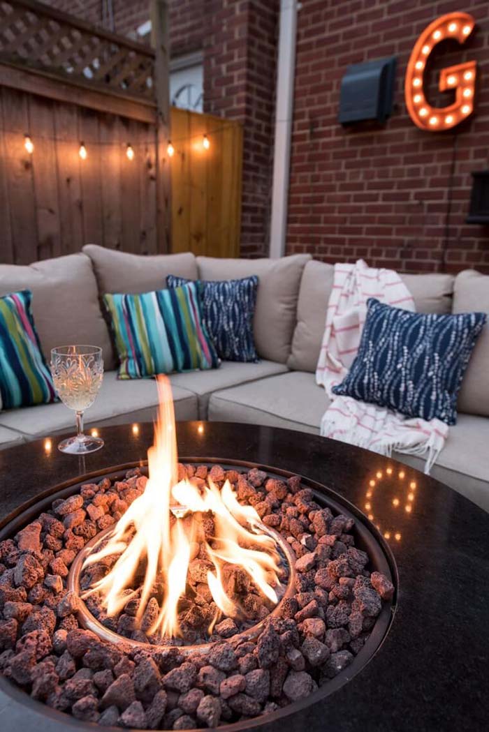 Stay Warm and Bright with an Outdoor Fire Pit #lighting #yard #outdoor #decorhomeideas