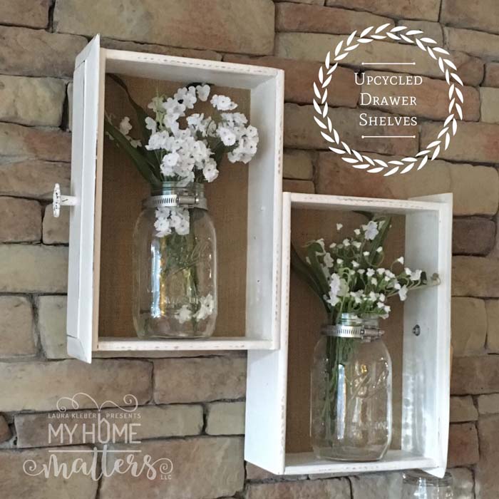 Upcycled Drawer Mason Jar Flower Wall Decor #masonjarlights #masonjar #decorhomeideas