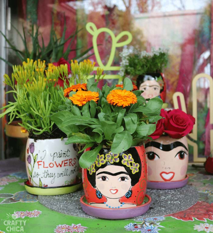 Vibrantly Colored Art Inspired Ceramic Flower Pots #spring #planter #decorhomeideas